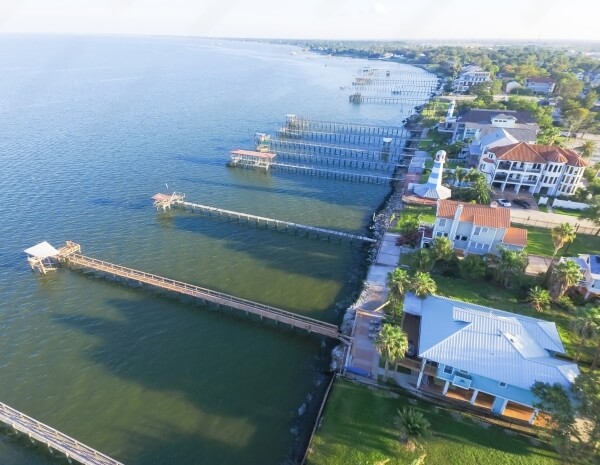 Homes with docks on water in southeast texas