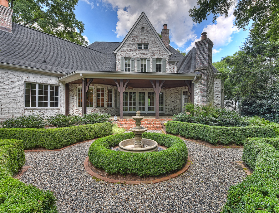 Entrance to Luxury Home