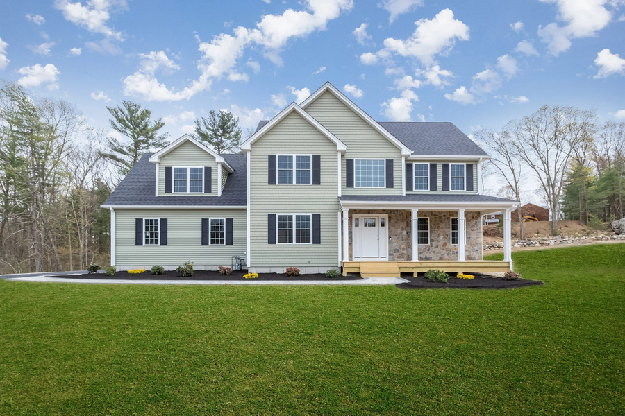 Pleasant Street Colonial