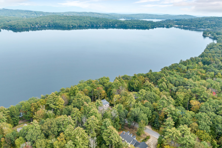 Lake Waukewan