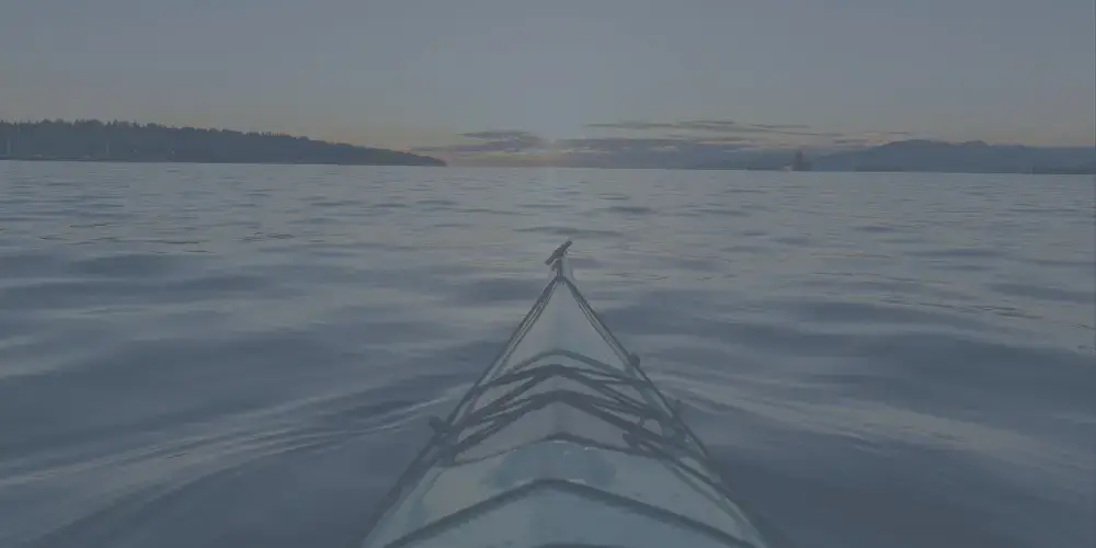 city near the view of the mountains