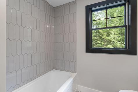 82 KNIGHT WAY North Yarmouth, ME 04097