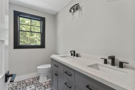 82 KNIGHT WAY North Yarmouth, ME 04097