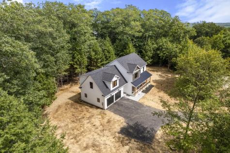 82 KNIGHT WAY North Yarmouth, ME 04097