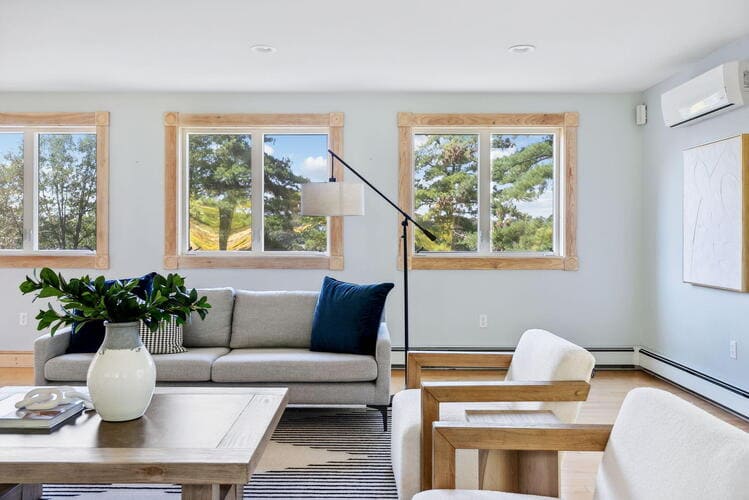 124 Middle Road Woolwich, ME 4579