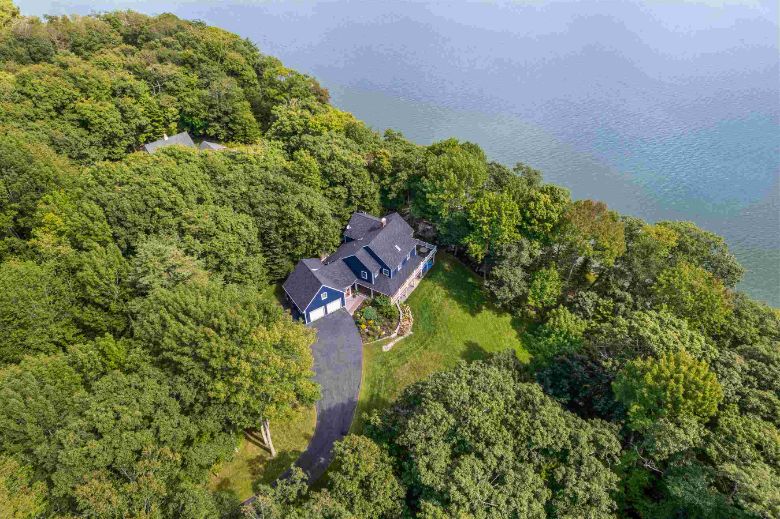 36 Goose Cove Lane, Freeport Maine 04032