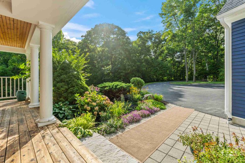36 Goose Cove Lane, Freeport Maine 04032