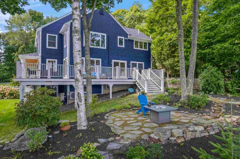 36 Goose Cove Lane, Freeport Maine 04032