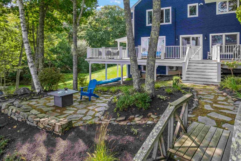 36 Goose Cove Lane, Freeport Maine 04032