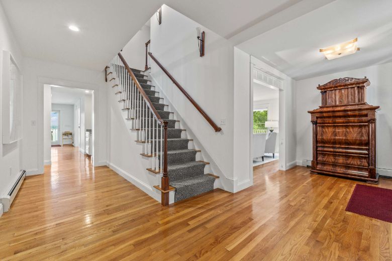 36 Goose Cove Lane, Freeport Maine 04032