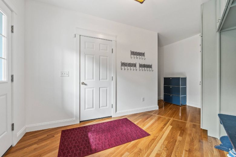 36 Goose Cove Lane, Freeport Maine 04032