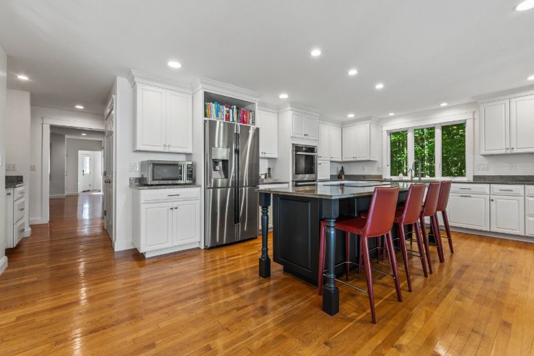 36 Goose Cove Lane, Freeport Maine 04032