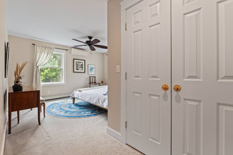 36 Goose Cove Lane, Freeport Maine 04032