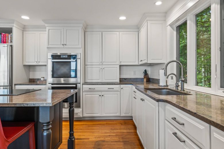 36 Goose Cove Lane, Freeport Maine 04032