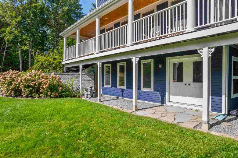 36 Goose Cove Lane, Freeport Maine 04032