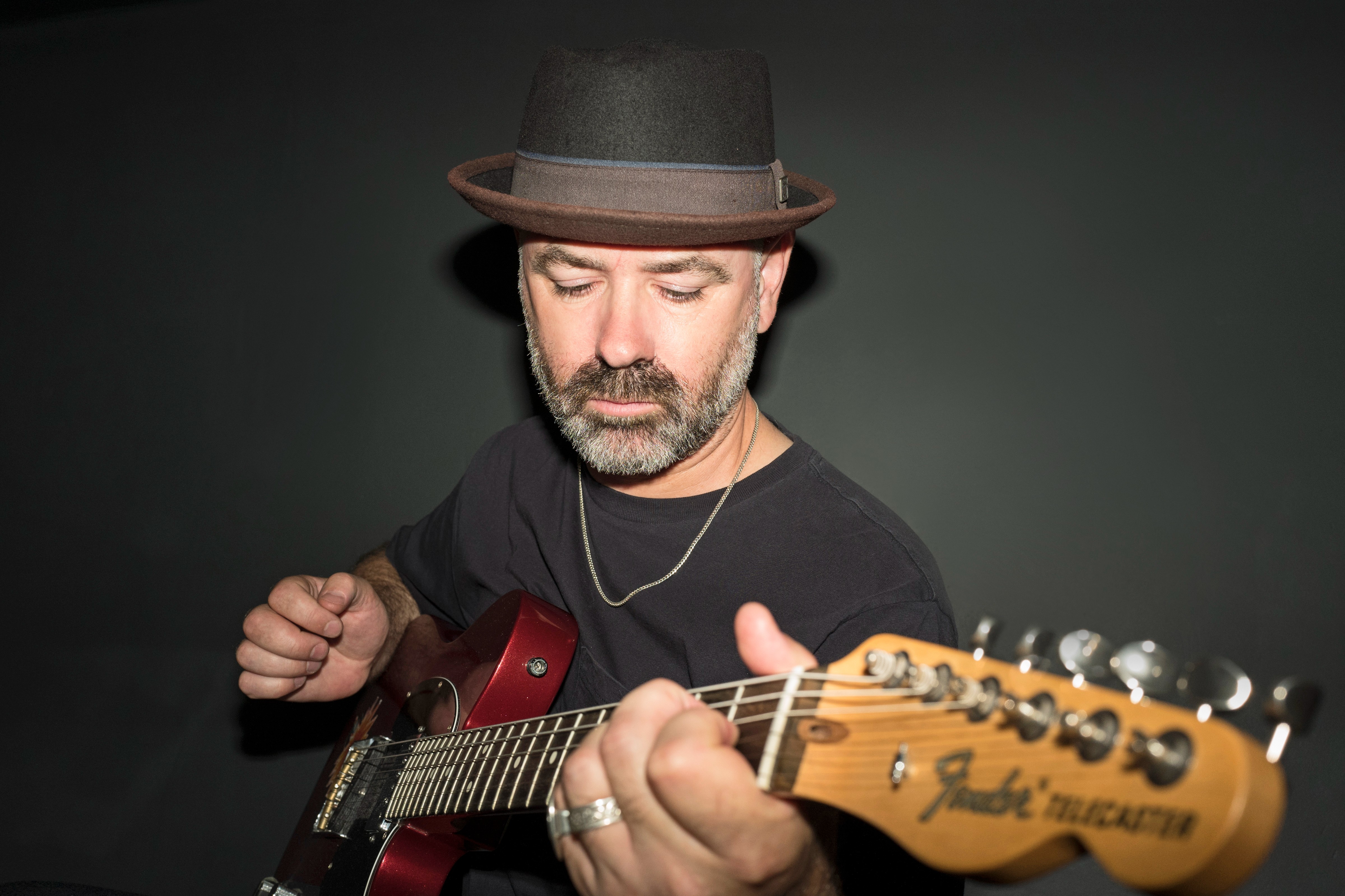 Blue Skies  Turn Black presents: Steve Mason  + INVITÉ·E·S Logo