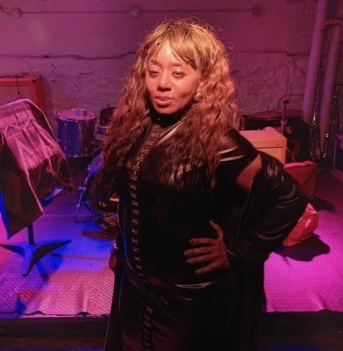 Seydurah & Her Avecmoi Band