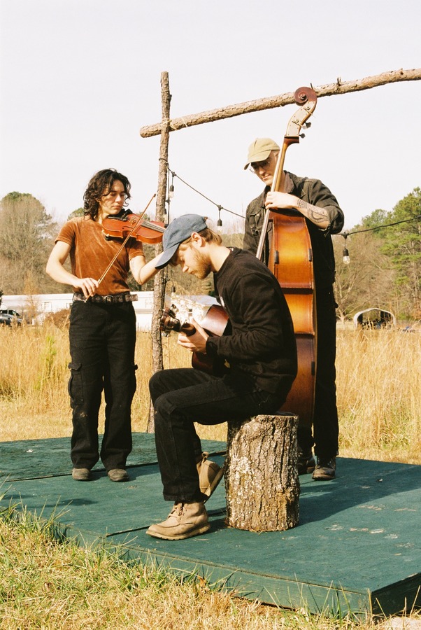 Magic Tuber Stringband / Alli Blois & The Seeping Hearts / Maps / Many Hands