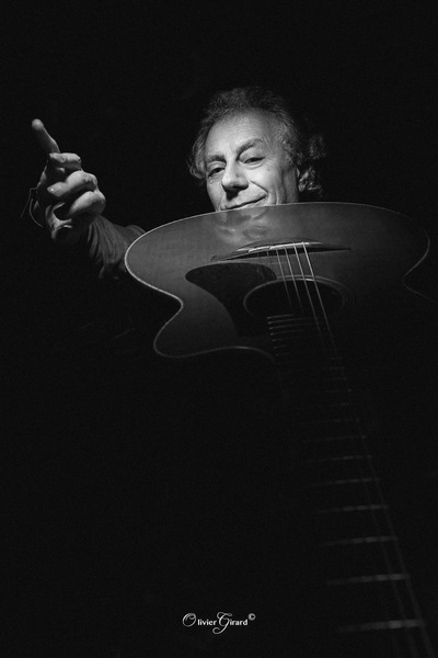 PIERRE BENSUSAN - THE INFINITE GUITAR TOUR 2026 Logo