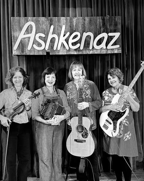 Ann Savoy & The Magnolia Sisters Logo