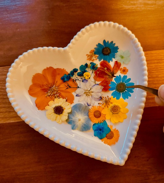 Valentine Trinket Dish Logo