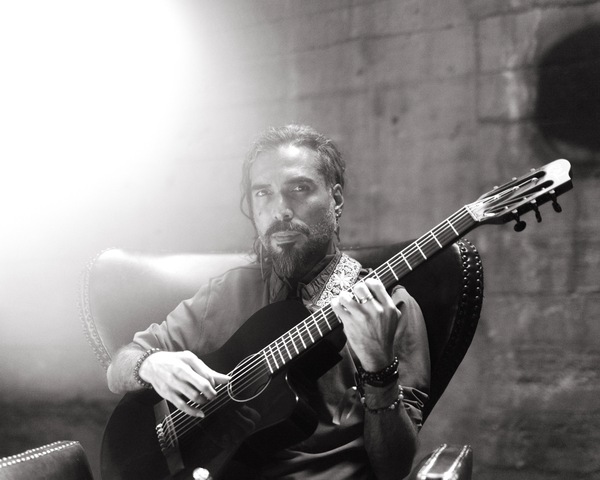El Javi: The Guitar and I Logo