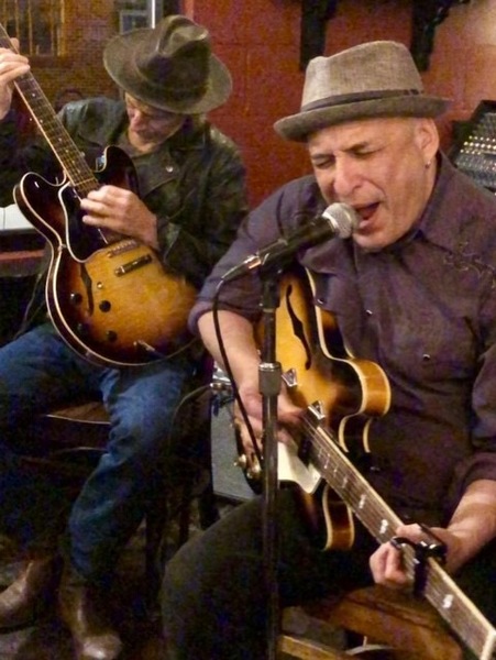 Lunch Series: The Delta Sonics Duo Logo