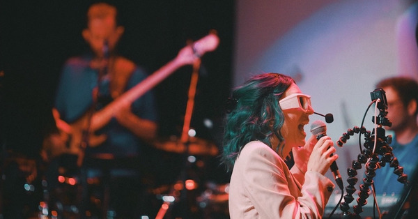 Corporate Retreat: Architek Percussion | Sarah Albu | Quigital Logo