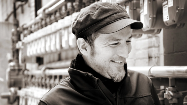 Peter Mulvey Presents Lamplighter Series: Katie Dahl and Kat Wodtke (Long Mama) Logo