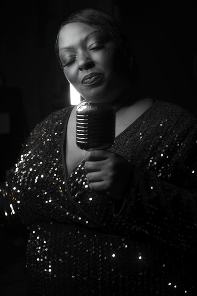 Sista Soul Presents SoulGiving Logo