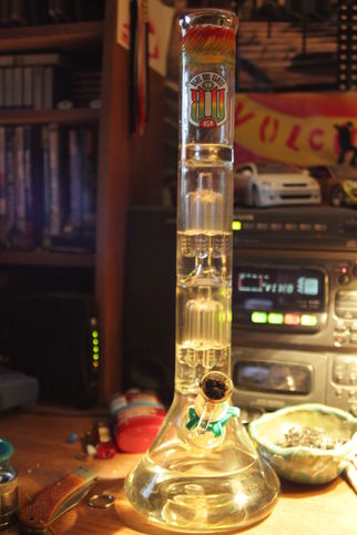 Bong_pipe_glass_weedable5085