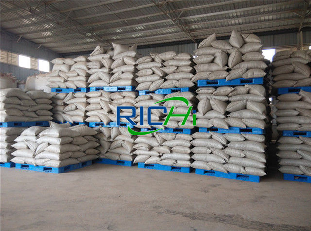 Ukraine Small Capacity 500-700KG/H Beech Wood Pellet Line