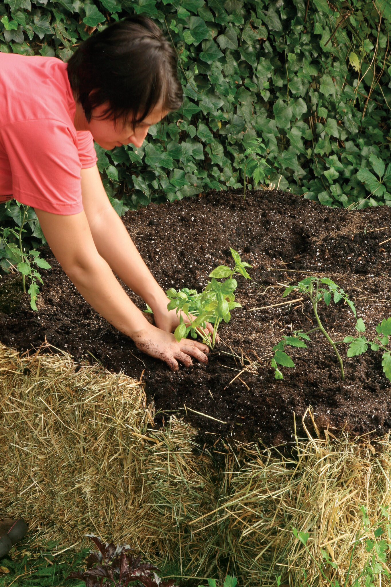 Build a Garden Out of Straw FineGardening