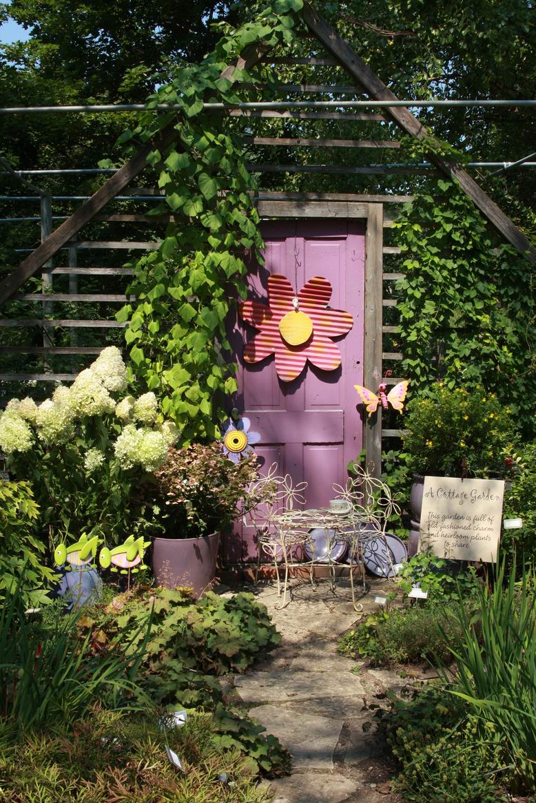 More bright paint for the garden - FineGardening