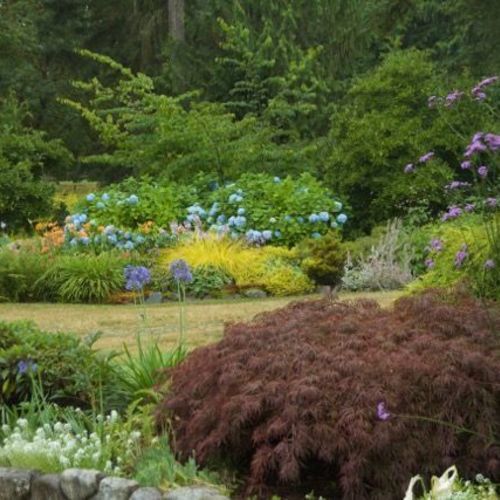 Garden Design: Creative Combinations in Canada