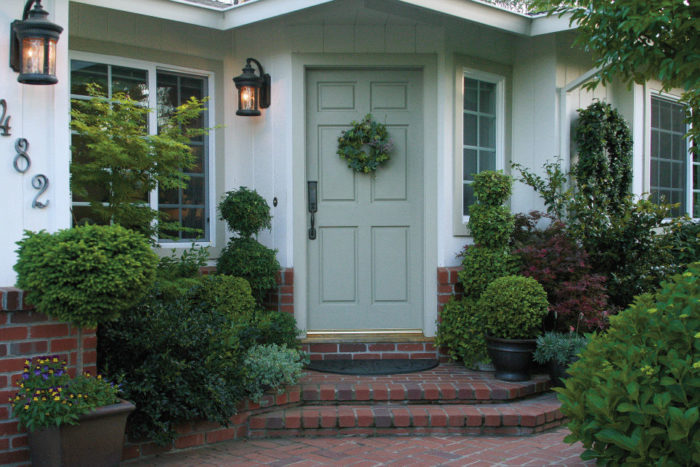 How to Design an Elegant Entryway Garden - FineGardening