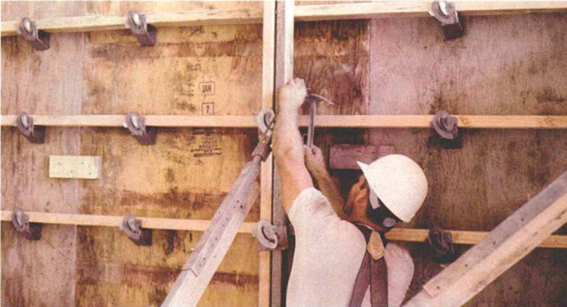 Designing Forms For Tall Concrete Walls Fine Homebuilding