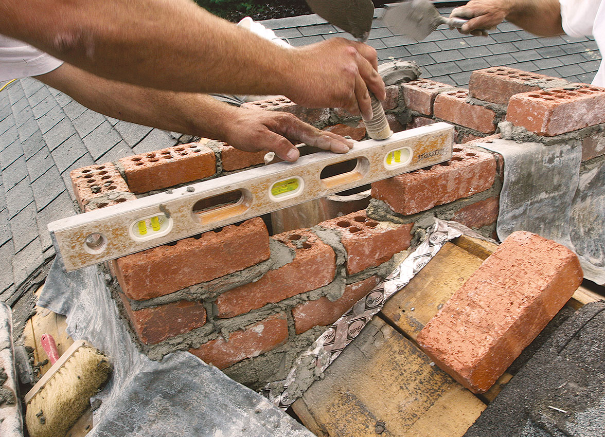 Rebuilding a Brick Chimney - Fine Homebuilding