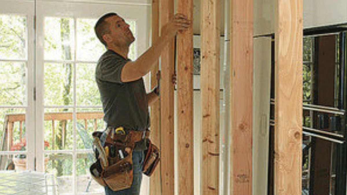 Installing a Temporary Brace Wall on a Remodel - Fine Homebuilding