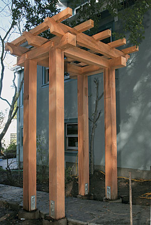 Build a Craftsman-style Pergola - Fine Homebuilding