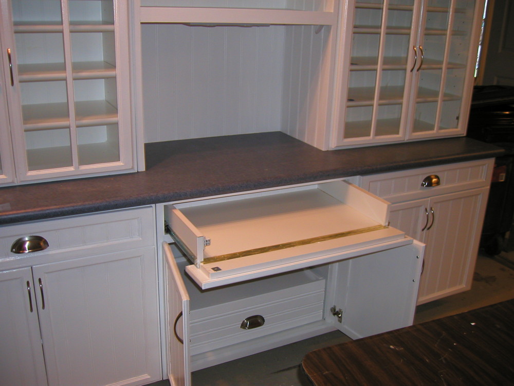Built in desk display case for a friend. - Fine Homebuilding