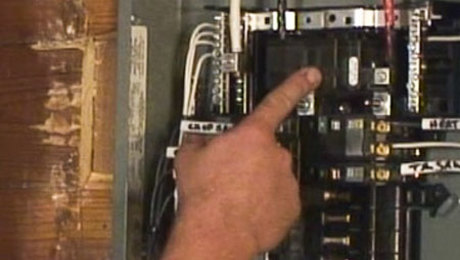 Electrical Subpanel Safety Tips: What You Can and Can't Touch When