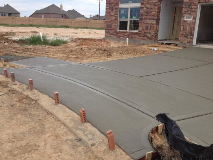 Missing Expansion Joints in Driveway Fine Homebuilding