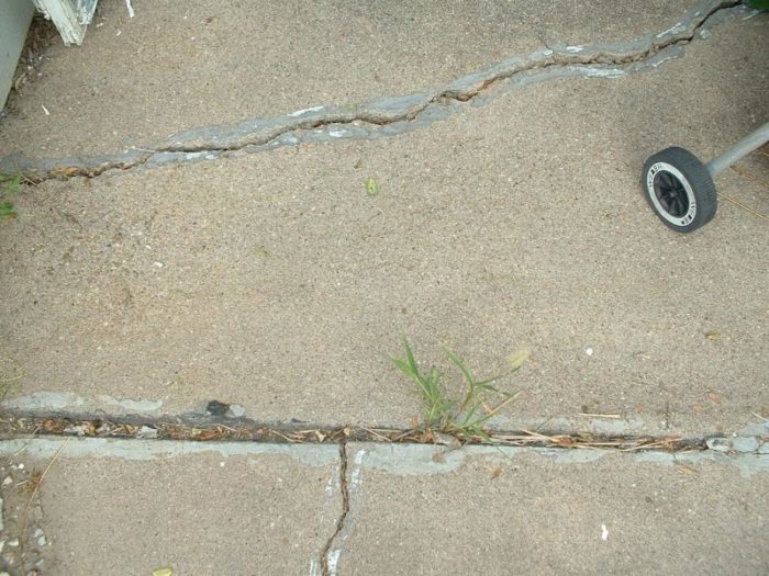 What to use in concrete patio cracks? Fine Homebuilding