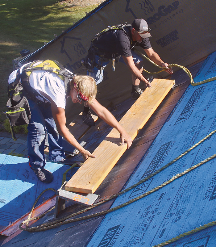 1-3 ⁄ 4-in. by 9-in. LVL scaffold planks on top