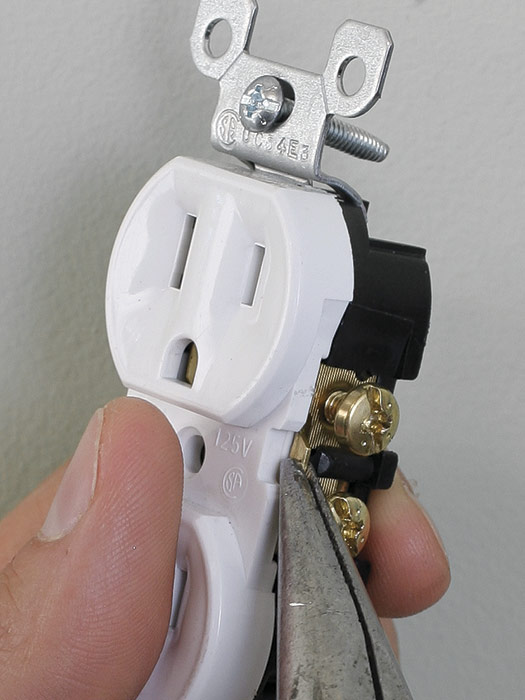 Wiring a SplitTab Receptacle Fine Homebuilding