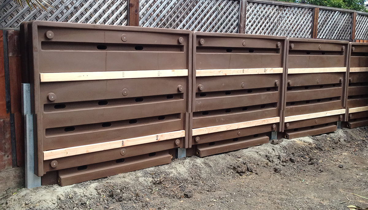 Rainwater Storage and Fence in One - Fine Homebuilding