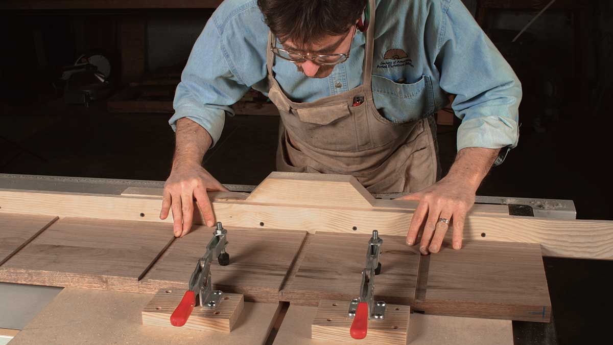 Build Bookshelves in a Day FineWoodworking