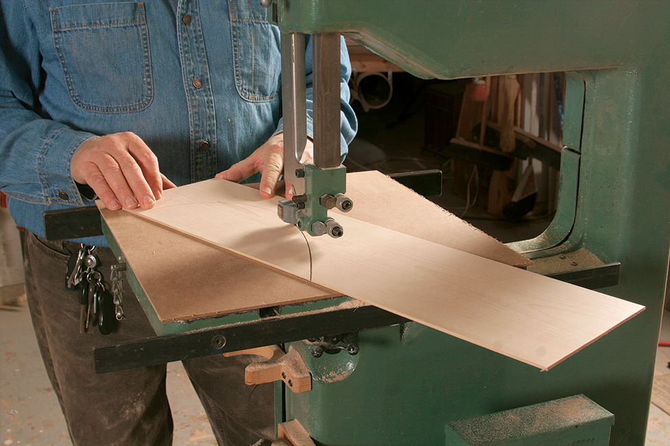 How to Cut Flawless Curves on the Bandsaw FineWoodworking