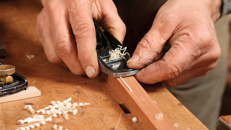 How to Apply Stringing - FineWoodworking